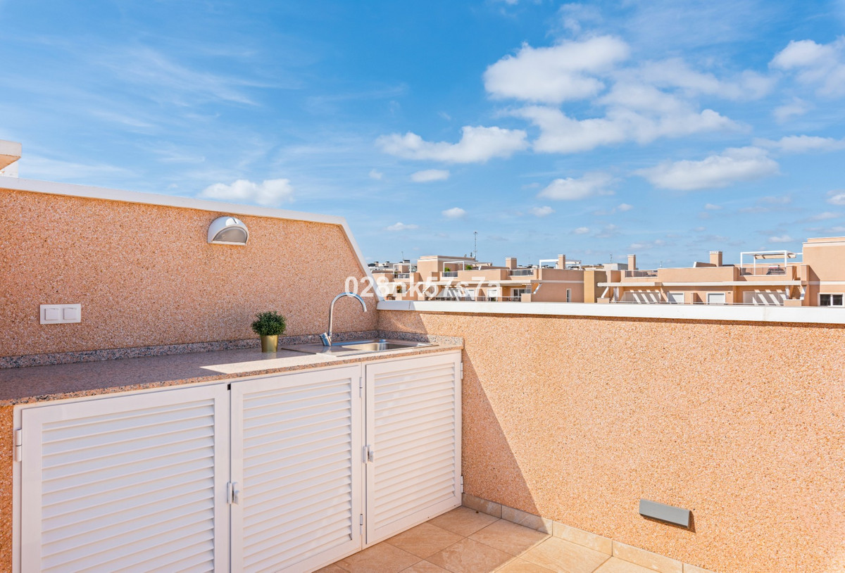 For sale - 3 Bedroom 2 Bathroom Apartment - Penthouse in Orihuela - Los Dolses  - Alicante