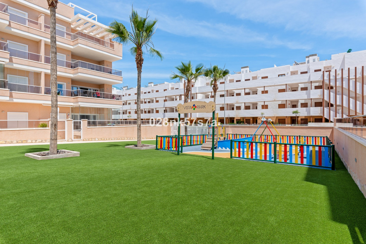 For sale - 3 Bedroom 2 Bathroom Apartment - Penthouse in Orihuela - Los Dolses  - Alicante