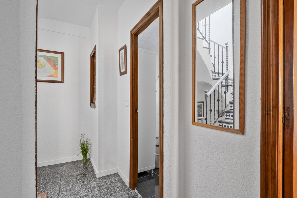 For sale - 2 Bedroom 2 Bathroom House - Townhouse in Torrevieja - La Mata  - Alicante