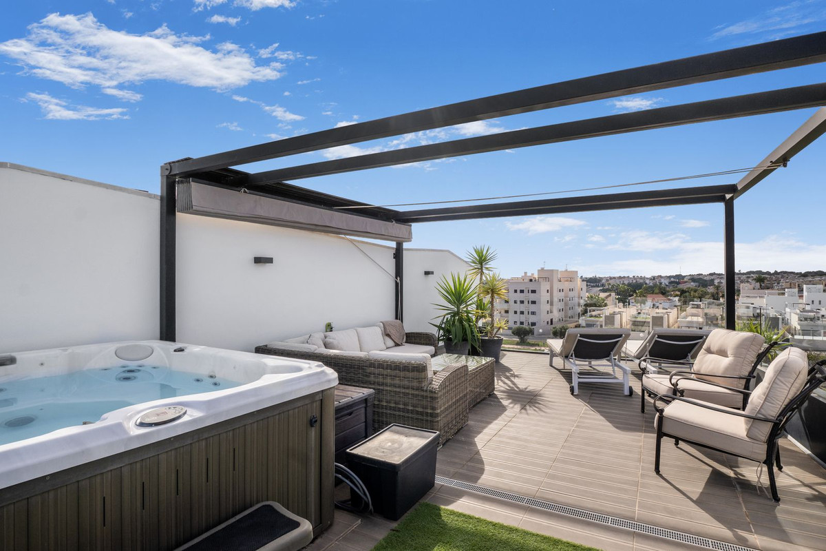 For sale - 3 Bedroom 2 Bathroom Apartment - Penthouse Duplex in Orihuela - Los Dolses  - Alicante