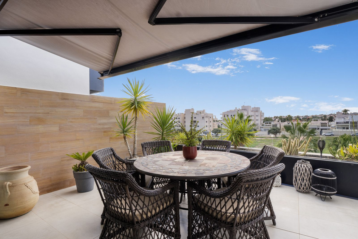 For sale - 3 Bedroom 2 Bathroom Apartment - Penthouse Duplex in Orihuela - Los Dolses  - Alicante