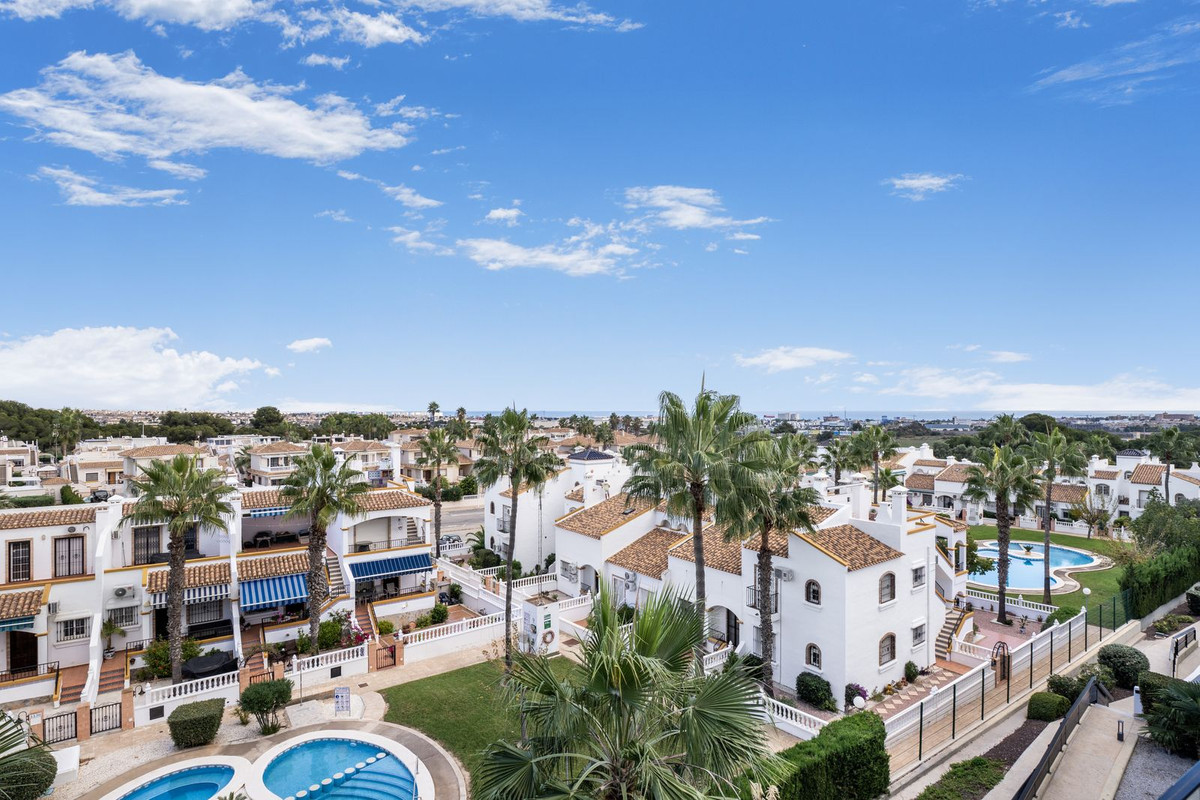For sale - 3 Bedroom 2 Bathroom Apartment - Penthouse Duplex in Orihuela - Los Dolses  - Alicante
