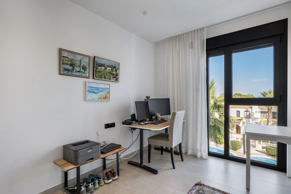 For sale - 3 Bedroom 2 Bathroom Apartment - Penthouse Duplex in Orihuela - Los Dolses  - Alicante