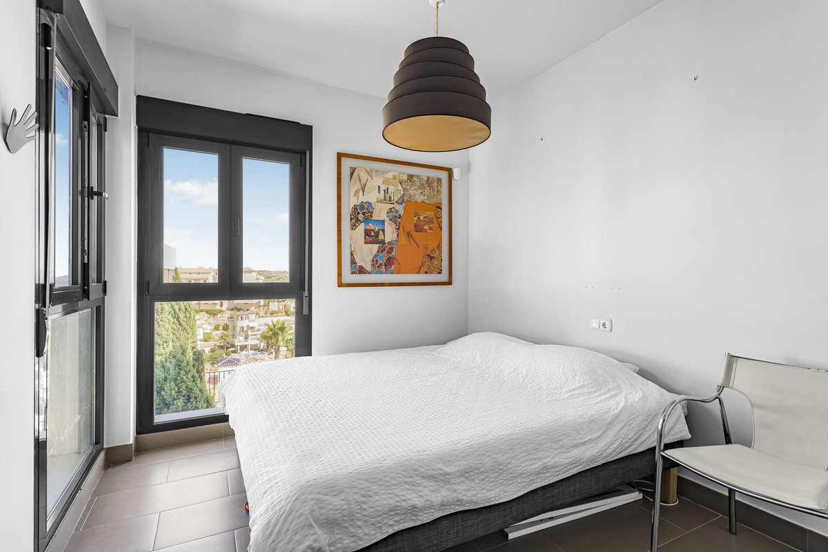 For sale - 3 Bedroom 2 Bathroom Penthouse in Las Ramblas Villamartin - Las Ramblas Golf  - Alicante