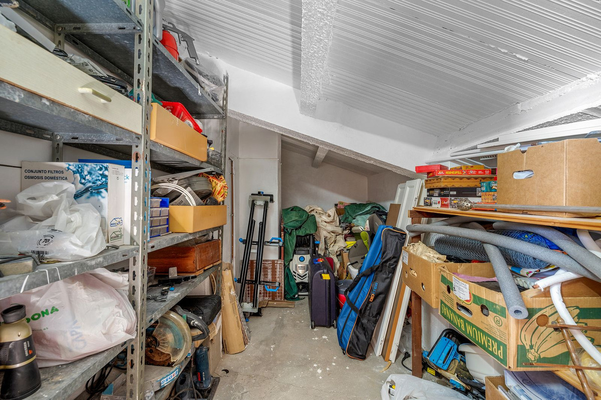 For sale - 7 Bedroom 3 Bathroom House - Detached Villa in Rojales - Rojales Centro  - Alicante