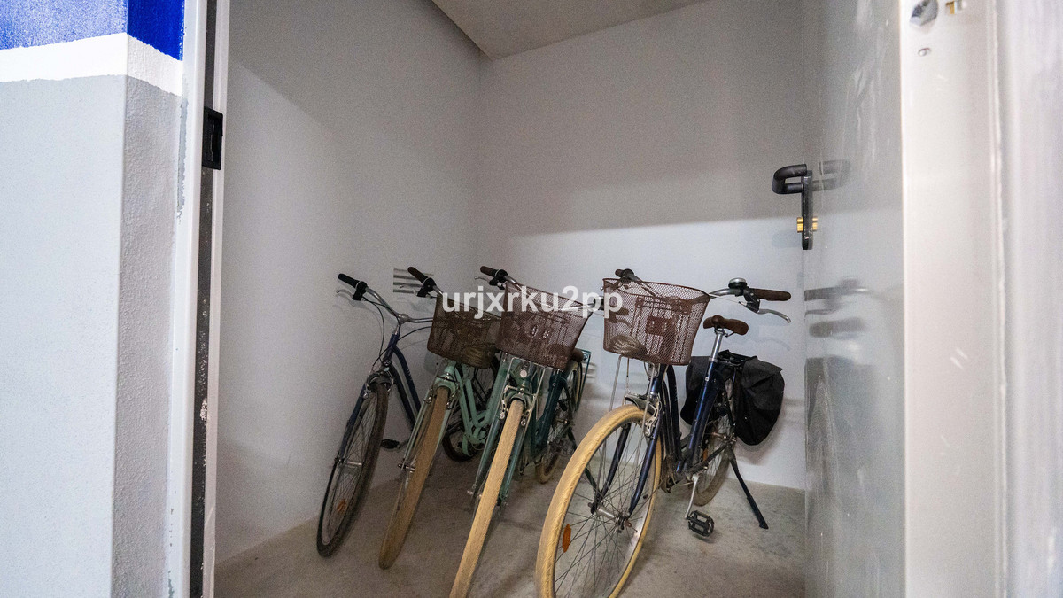 For sale - 3 Bedroom 2 Bathroom Apartment - Top Floor Apartment in Pilar de la Horadada - Torre de la Horadada  - Alicante