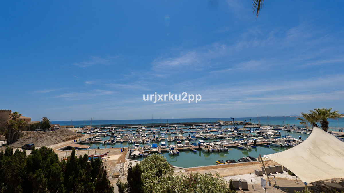 For sale - 3 Bedroom 2 Bathroom Apartment - Top Floor Apartment in Pilar de la Horadada - Torre de la Horadada  - Alicante