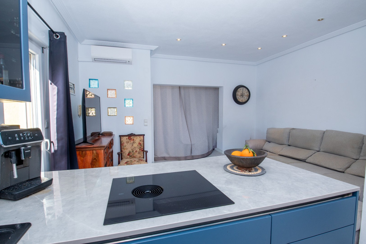 For sale - 2 Bedroom 1 Bathroom Ground Floor Apartment in La Mata - La Mata  - Alicante