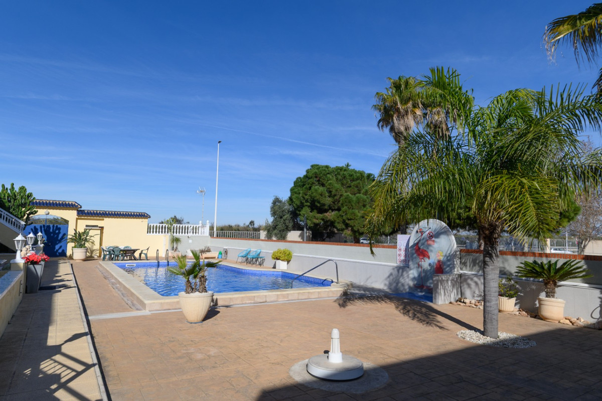 For sale - 2 Bedroom 1 Bathroom Ground Floor Apartment in La Mata - La Mata  - Alicante
