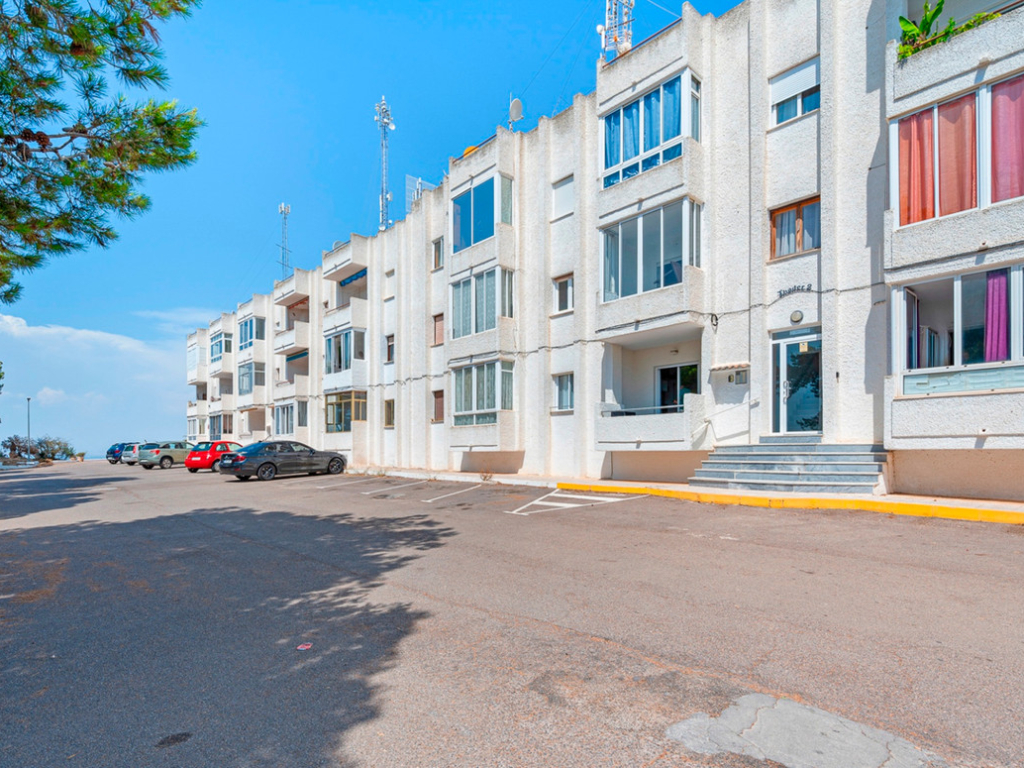 1 Bathroom Apartment - Ground Floor Studio in Ciudad Quesada 