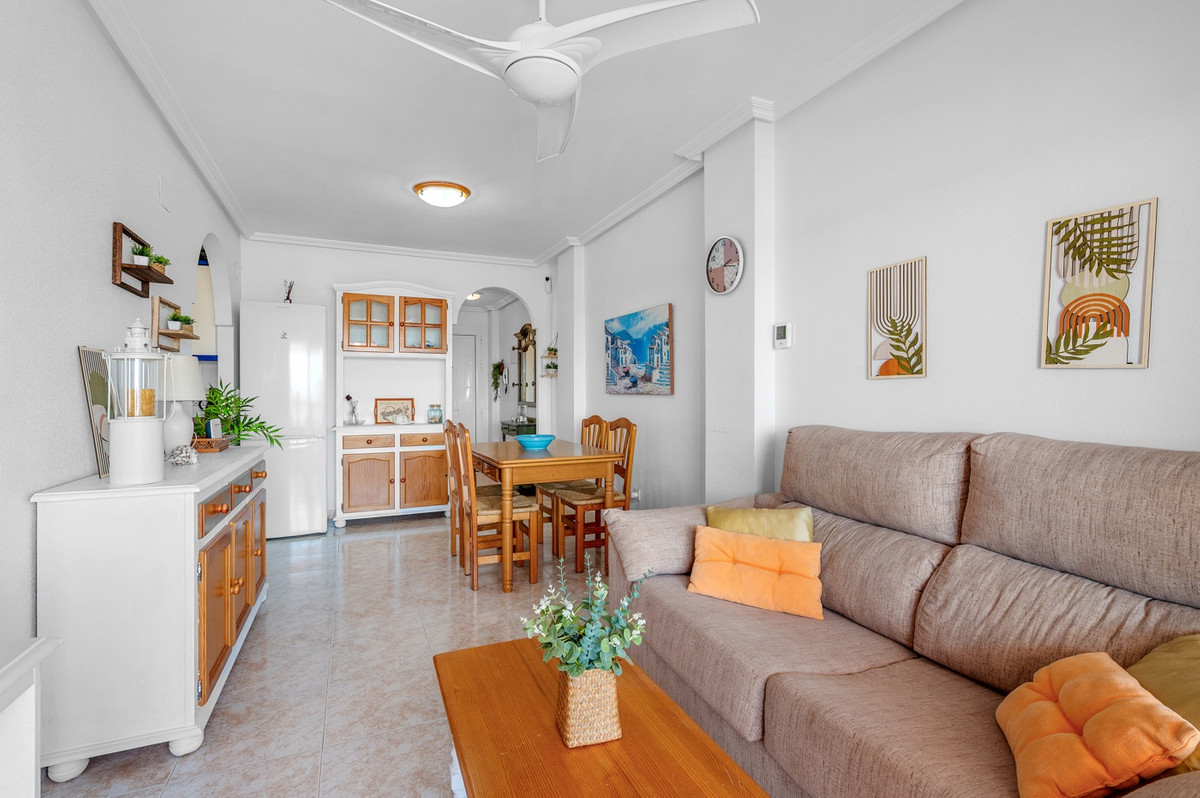 For sale - 2 Bedroom 1 Bathroom Apartment - Middle Floor Apartment in Santa Pola - Santa Pola Centro  - Alicante