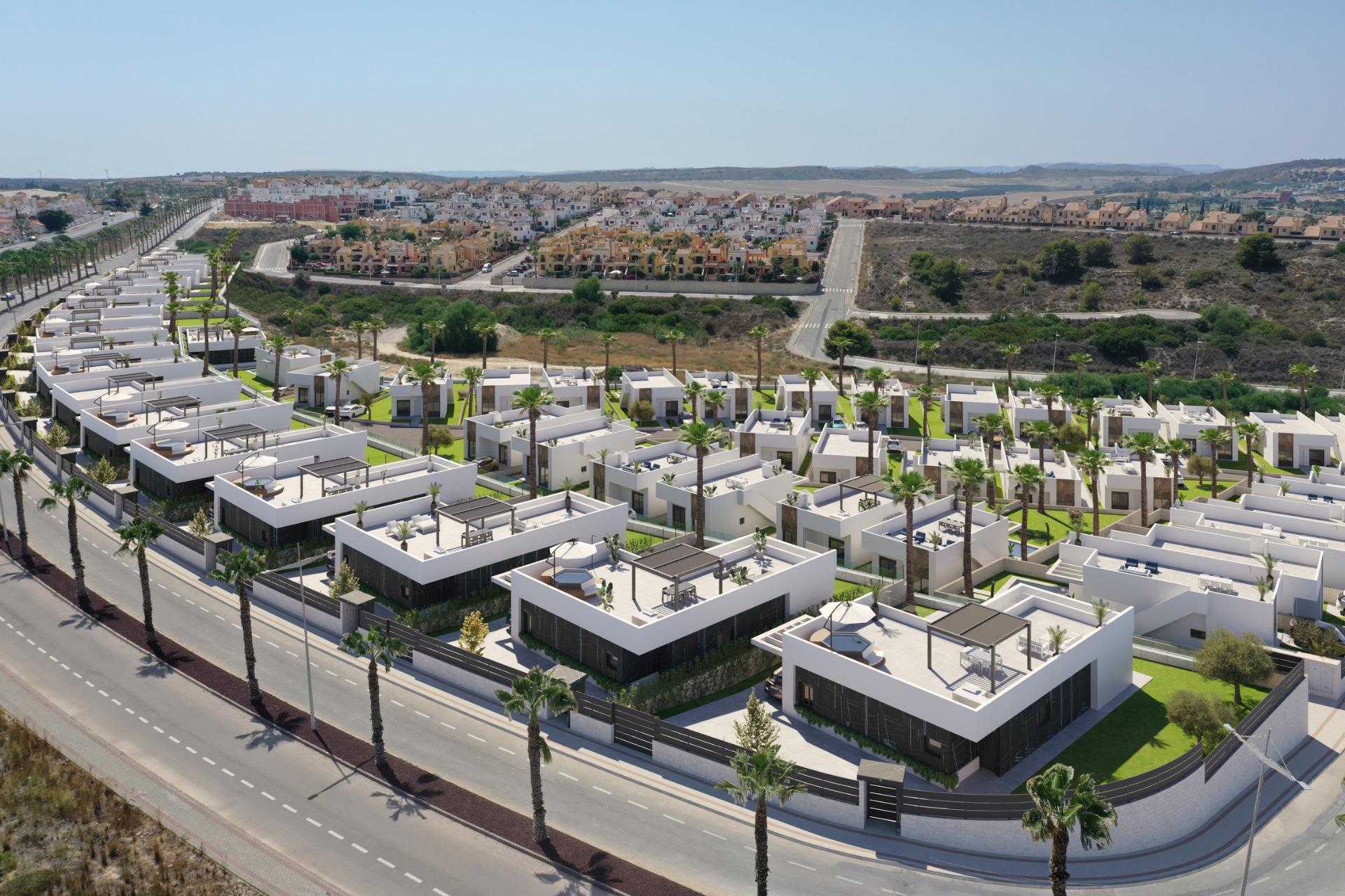For sale - 3 Bedroom 2 Bathroom Villa in Algorfa - La Finca Golf  - Alicante