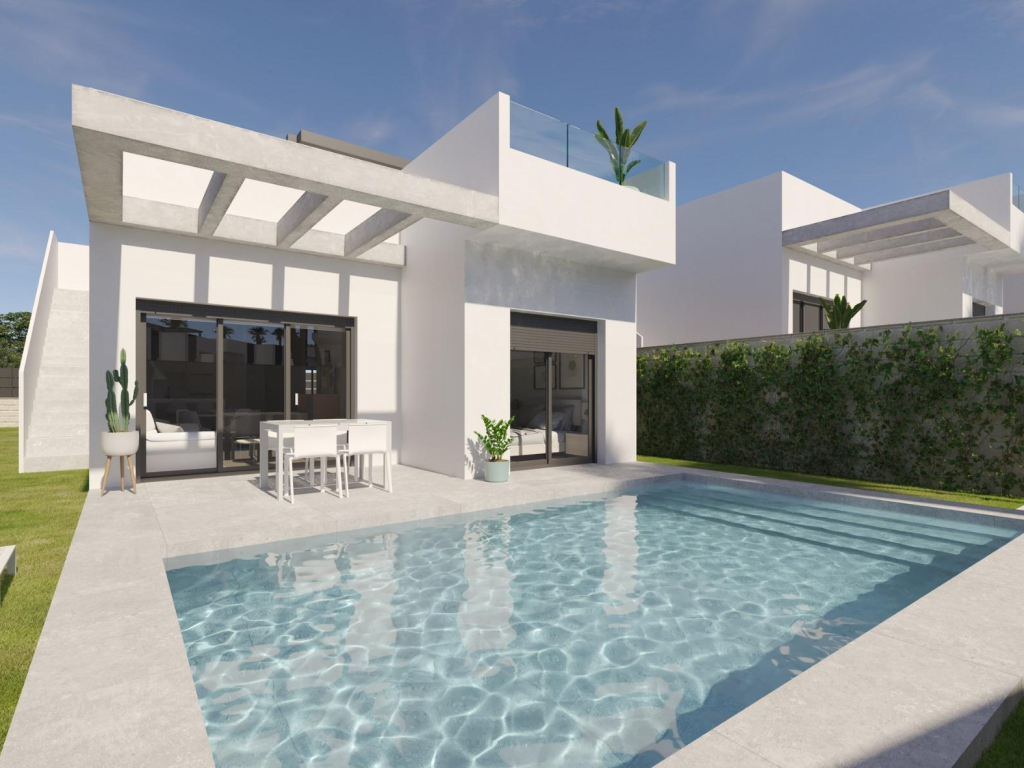 3 Bedroom 2 Bathroom Villa in Algorfa