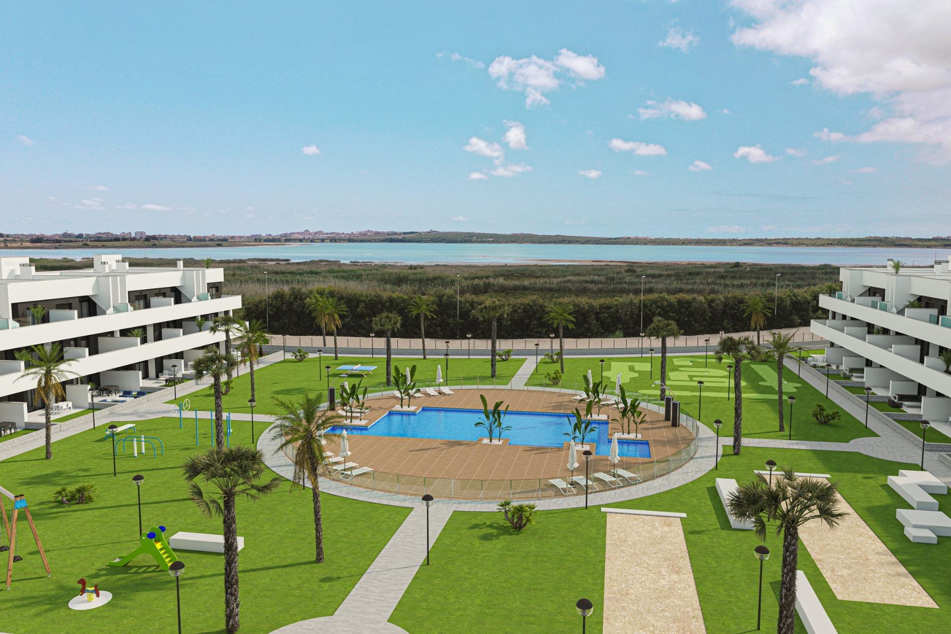 For sale - 2 Bedroom 2 Bathroom Penthouse in Guardamar del Segura - El Raso  - Alicante