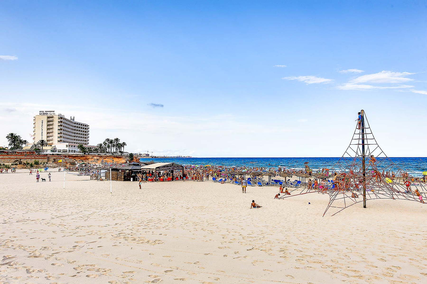 For sale - 3 Bedroom 4 Bathroom Villa in Orihuela Costa - La Zenia  - Alicante