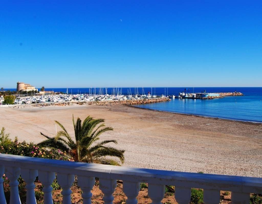 For sale - 2 Bedroom 2 Bathroom Villa in Pilar de La Horadada - Pilar De La Horadada  - Alicante