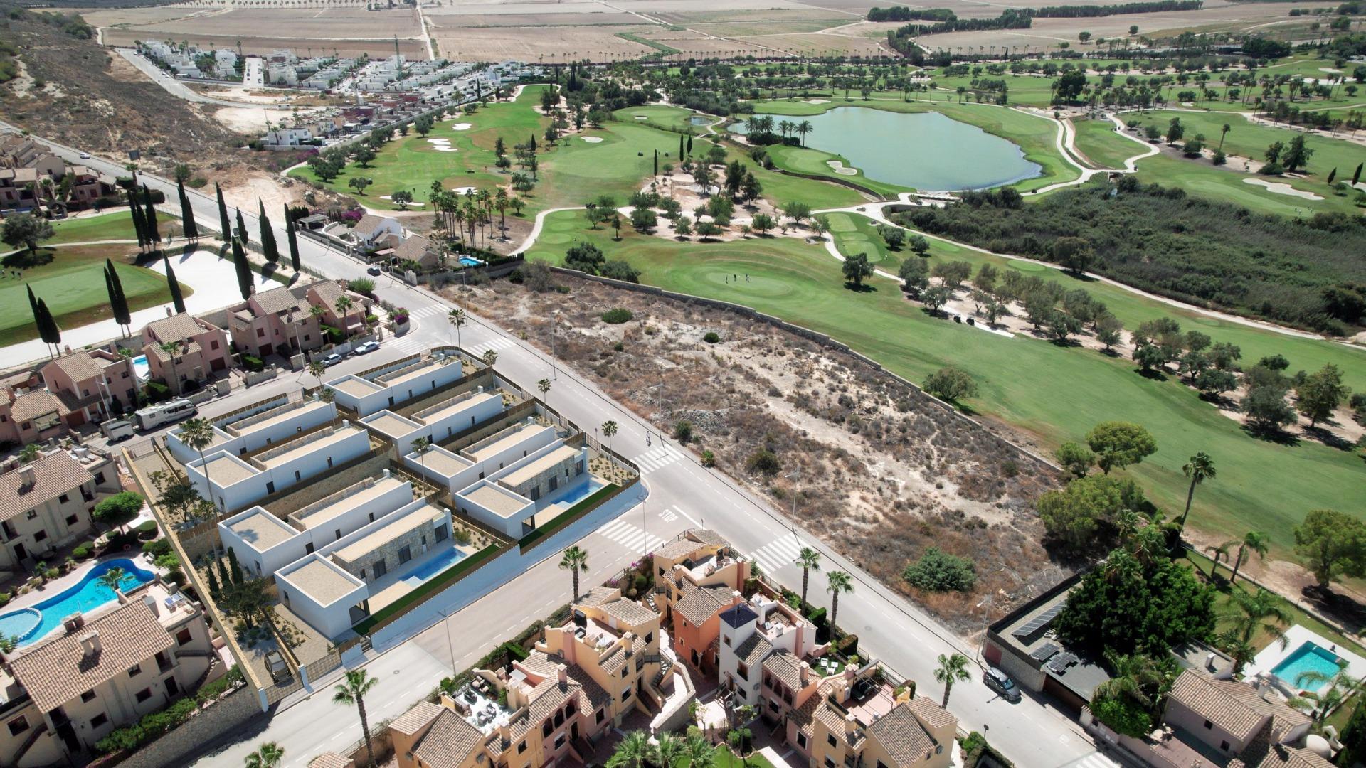For sale - 3 Bedroom 2 Bathroom Villa in Algorfa - La Finca Golf  - Alicante