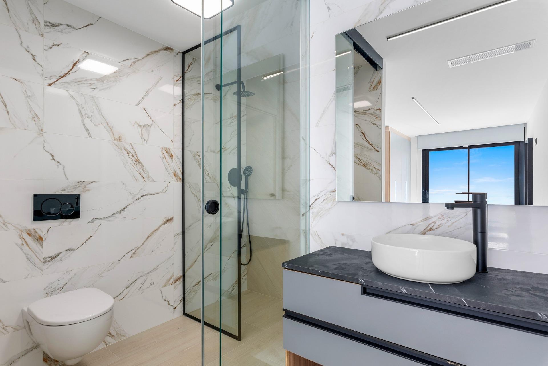 For sale - 3 Bedroom 2 Bathroom Penthouse in Guardamar del Segura - El Raso  - Alicante