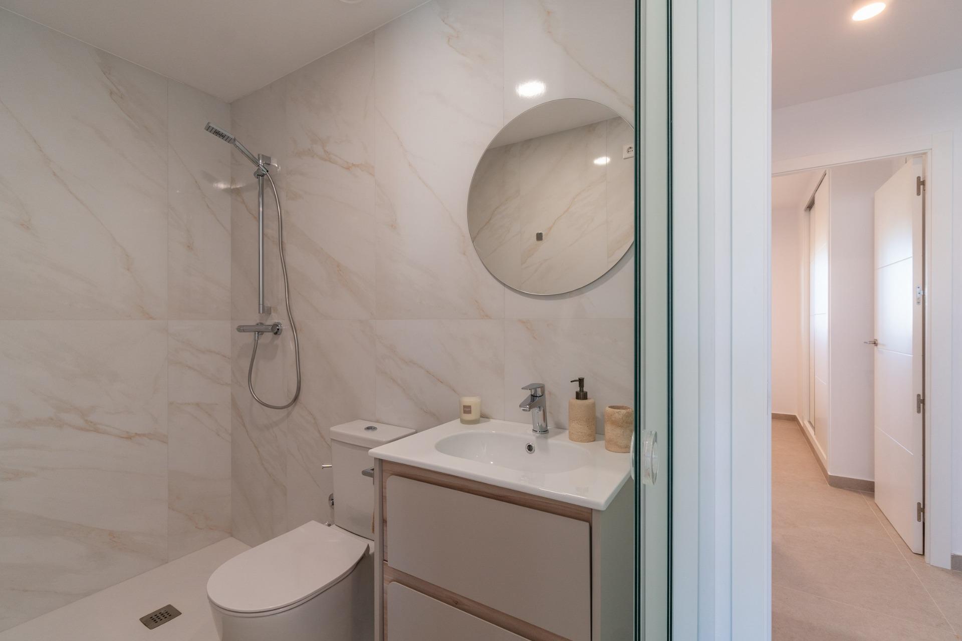 For sale - 3 Bedroom 2 Bathroom Apartment in Orihuela Costa - Playa Flamenca  - Alicante