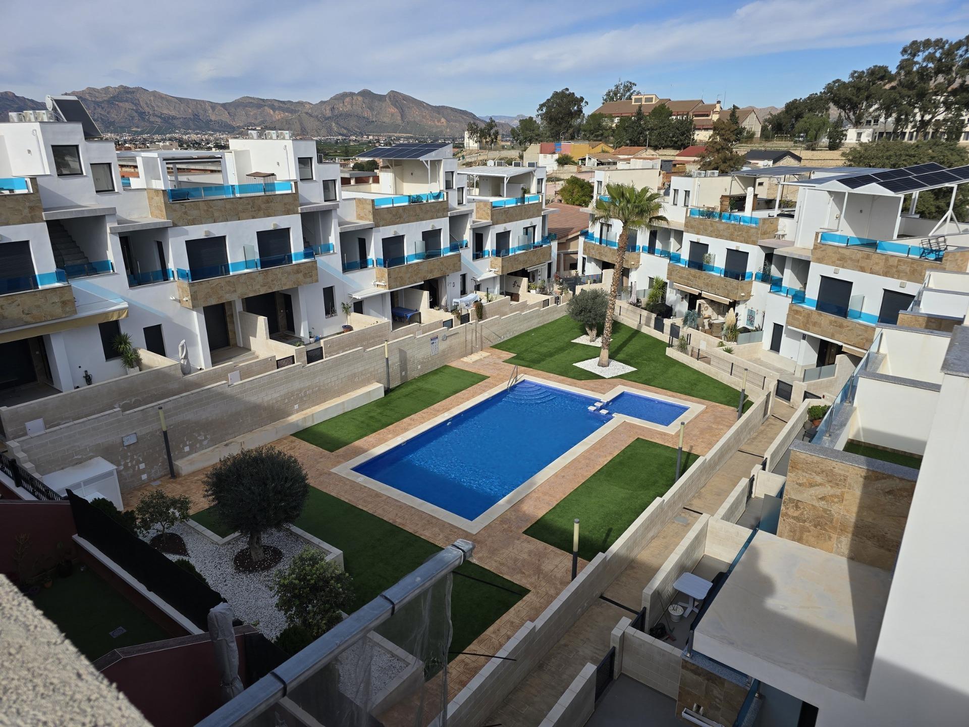For sale - 3 Bedroom 2 Bathroom Town House in Bigastro - pueblo  - Alicante