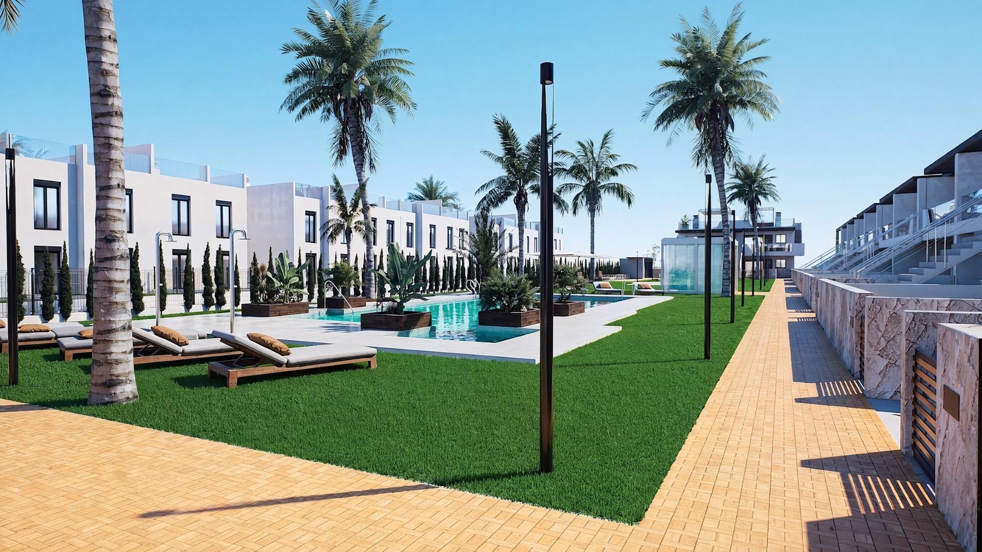 For sale - 2 Bedroom 2 Bathroom Bungalow in Pilar de La Horadada - pueblo  - Alicante