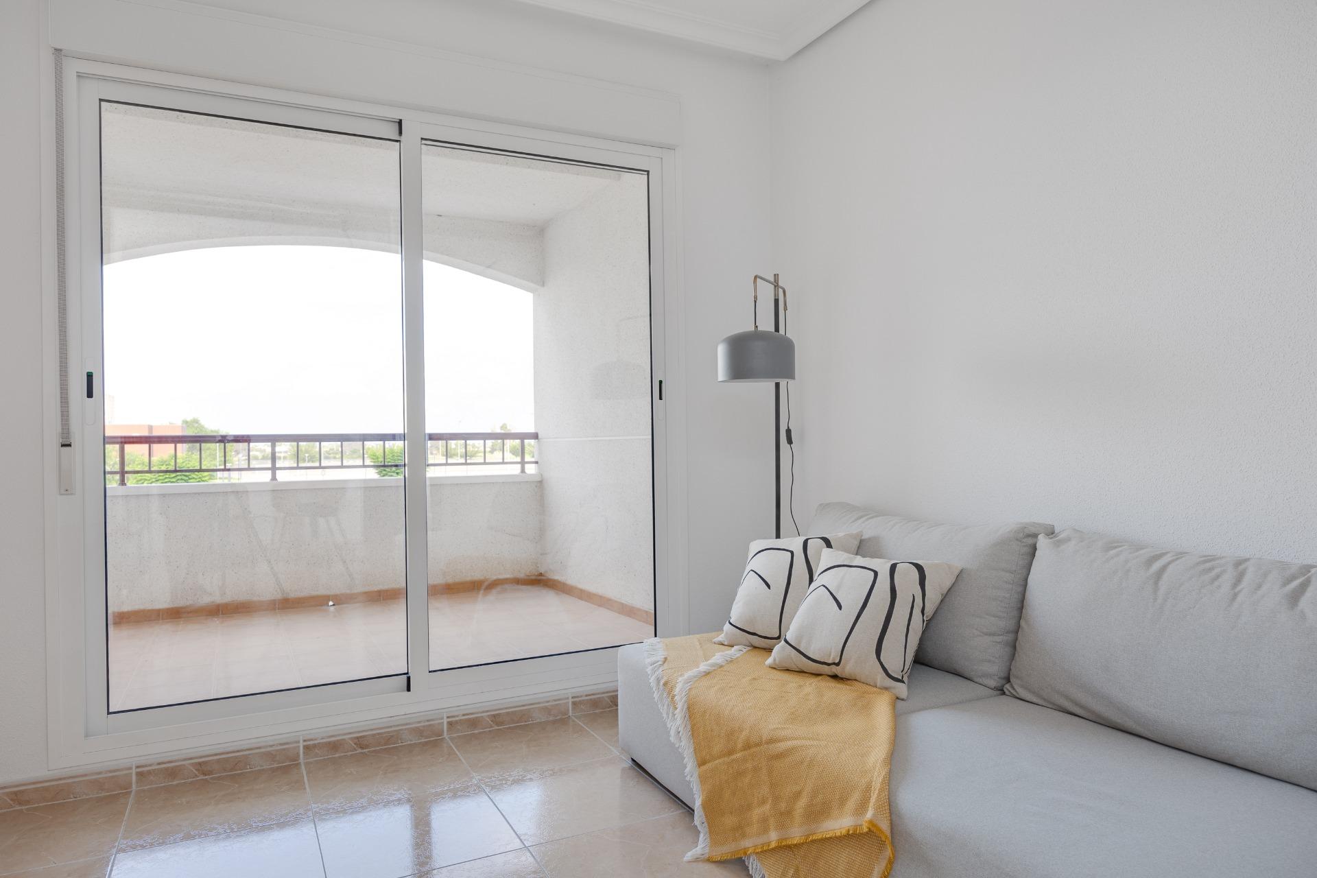 For sale - 3 Bedroom 2 Bathroom Apartment in San Fulgencio - Pueblo  - Alicante