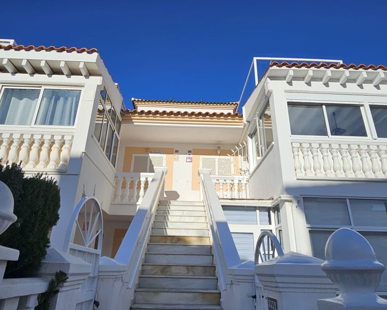 For sale - 3 Bedroom 2 Bathroom Apartment in Orihuela Costa - Playa Flamenca  - Alicante