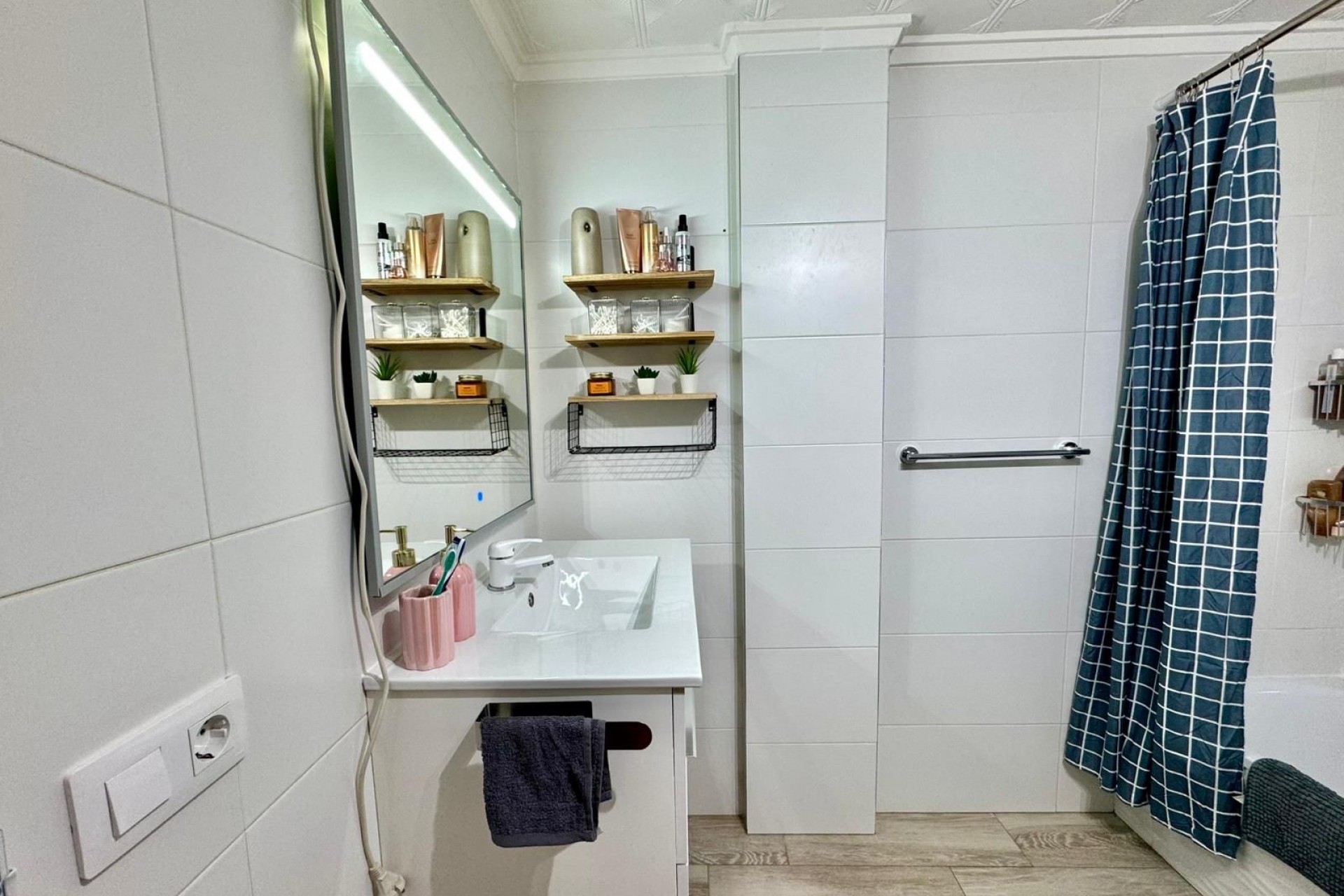 For sale - 3 Bedroom 2 Bathroom Apartment in Almoradí - Almoradí  - Alicante