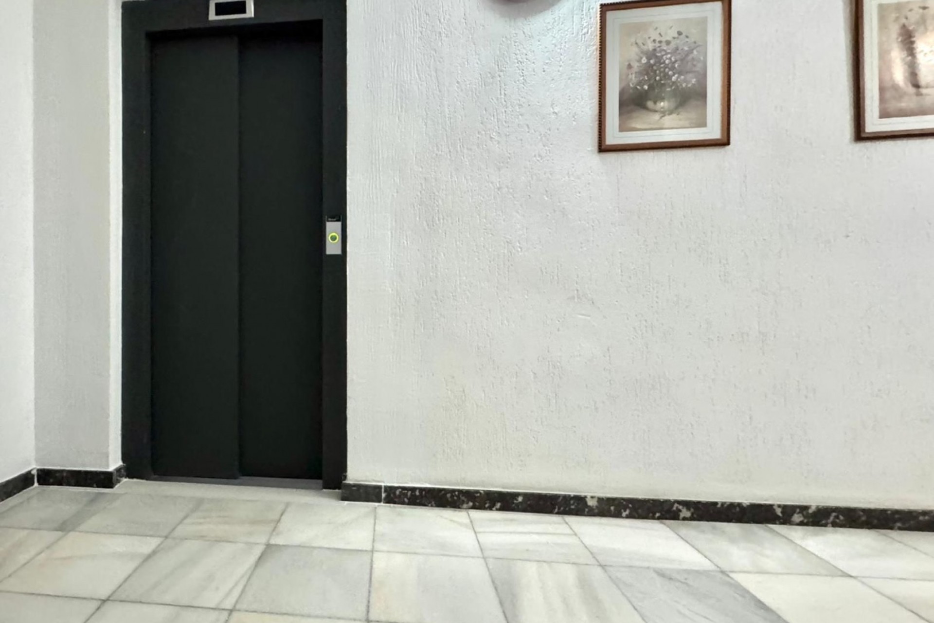 For sale - 3 Bedroom 2 Bathroom Apartment in Almoradí - Almoradí  - Alicante