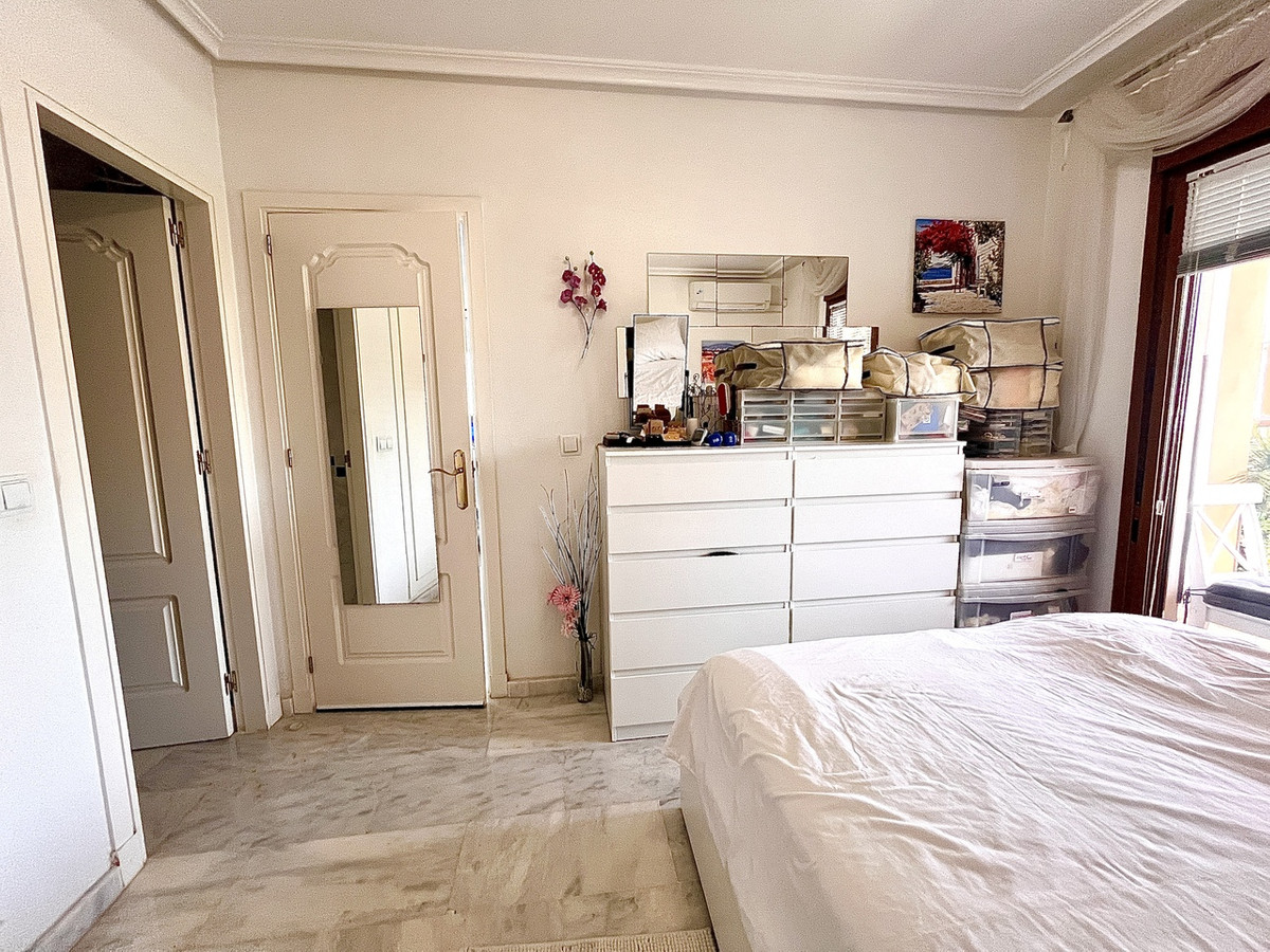 For sale - 2 Bedroom 2 Bathroom Apartment - Middle Floor Apartment in Orihuela - Villamartin  - Alicante