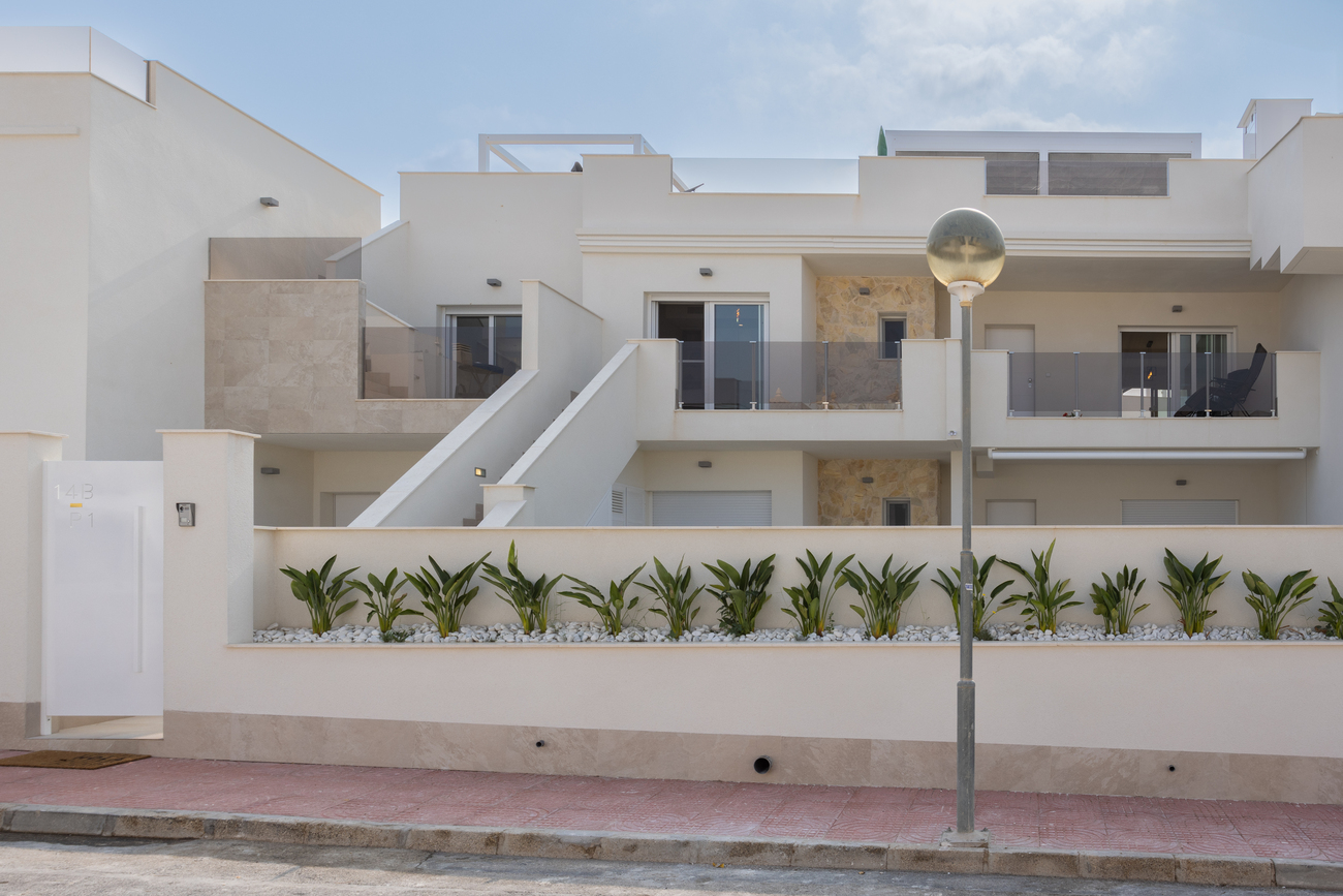 For sale - 2 Bedroom 2 Bathroom Penthouse Penthouse in Villamartin - Costa Blanca  - Alicante