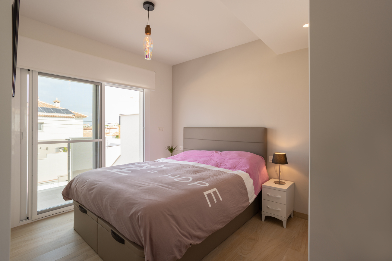 For sale - 2 Bedroom 2 Bathroom Penthouse Penthouse in Villamartin - Costa Blanca  - Alicante