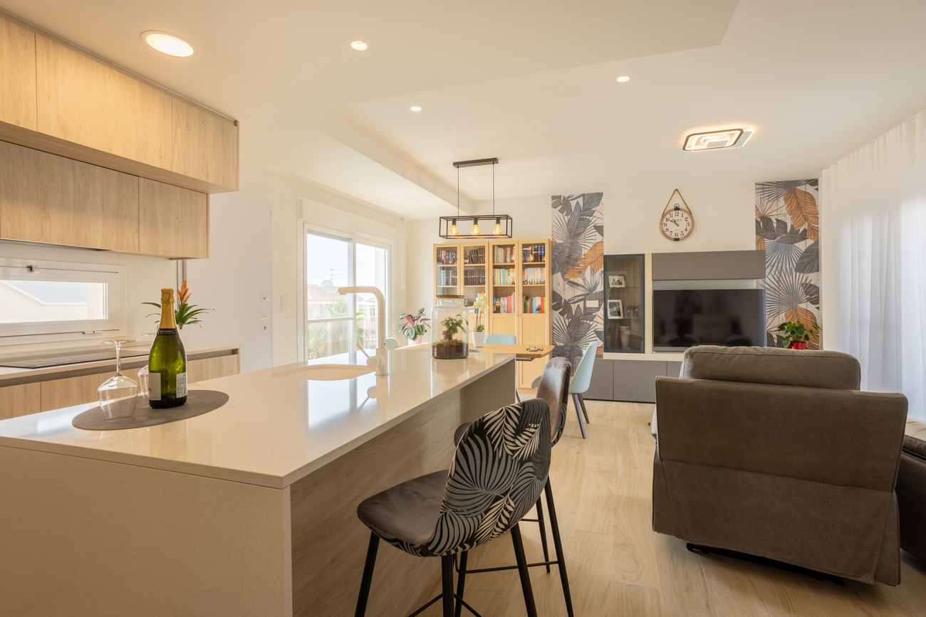 For sale - 2 Bedroom 2 Bathroom Penthouse Penthouse in Villamartin - Costa Blanca  - Alicante