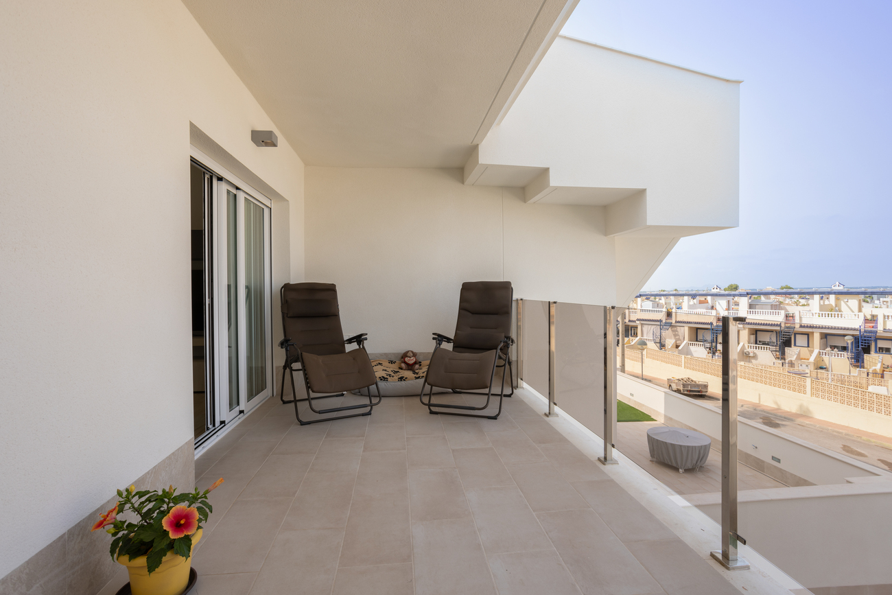 For sale - 2 Bedroom 2 Bathroom Penthouse Penthouse in Villamartin - Costa Blanca  - Alicante
