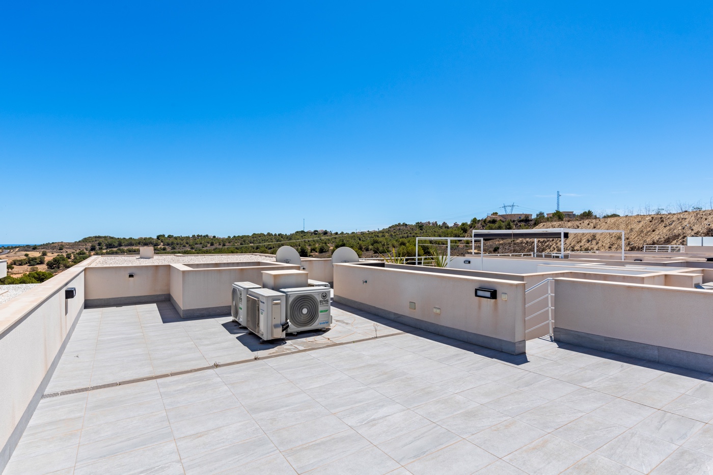 For sale - 5 Bedroom 4 Bathroom Villa in San Miguel de Salinas - Inland  - Alicante