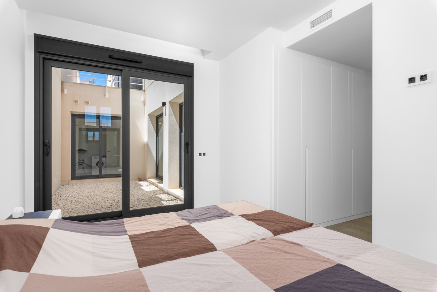 For sale - 5 Bedroom 4 Bathroom Villa in San Miguel de Salinas - Inland  - Alicante