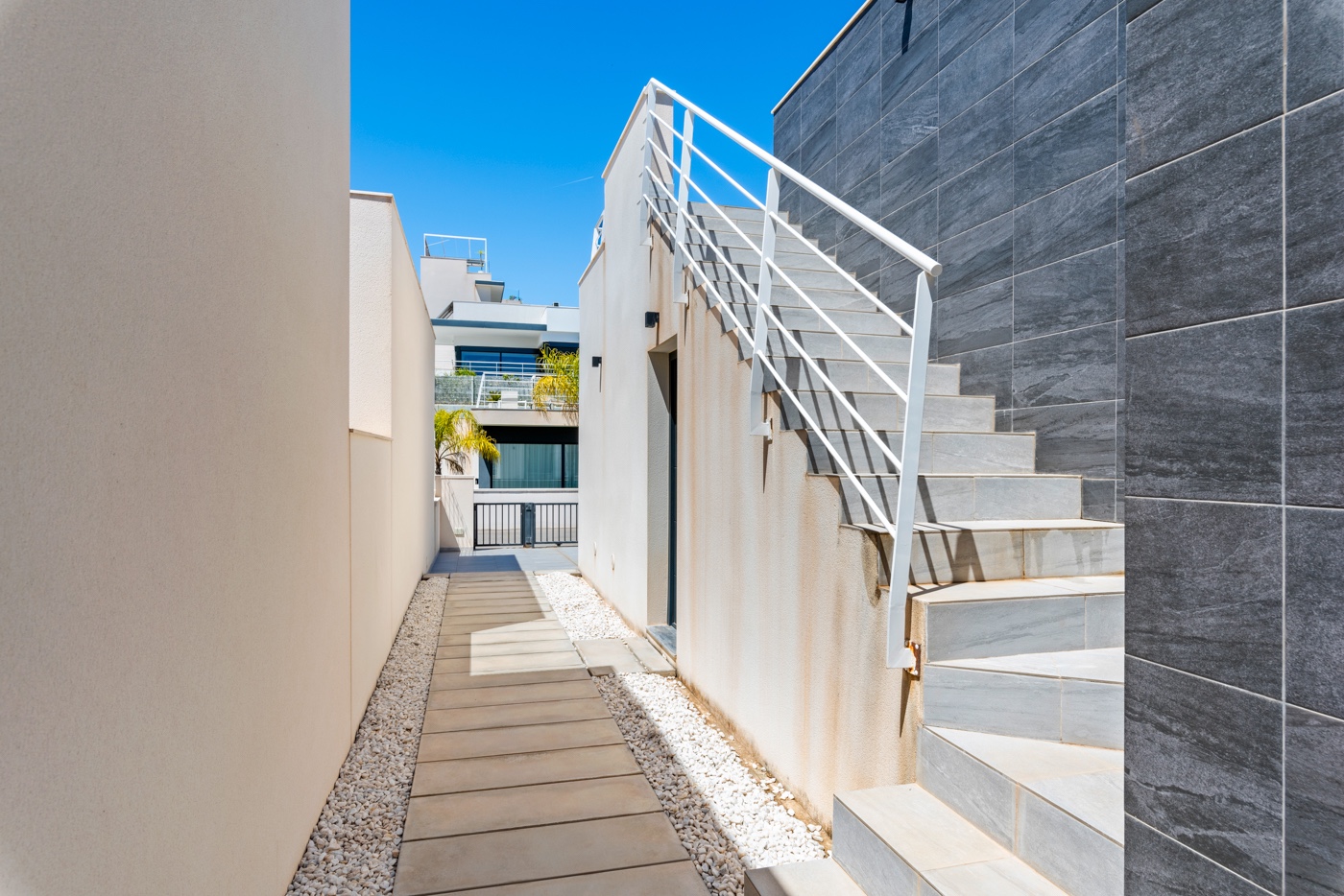 For sale - 5 Bedroom 4 Bathroom Villa in San Miguel de Salinas - Inland  - Alicante