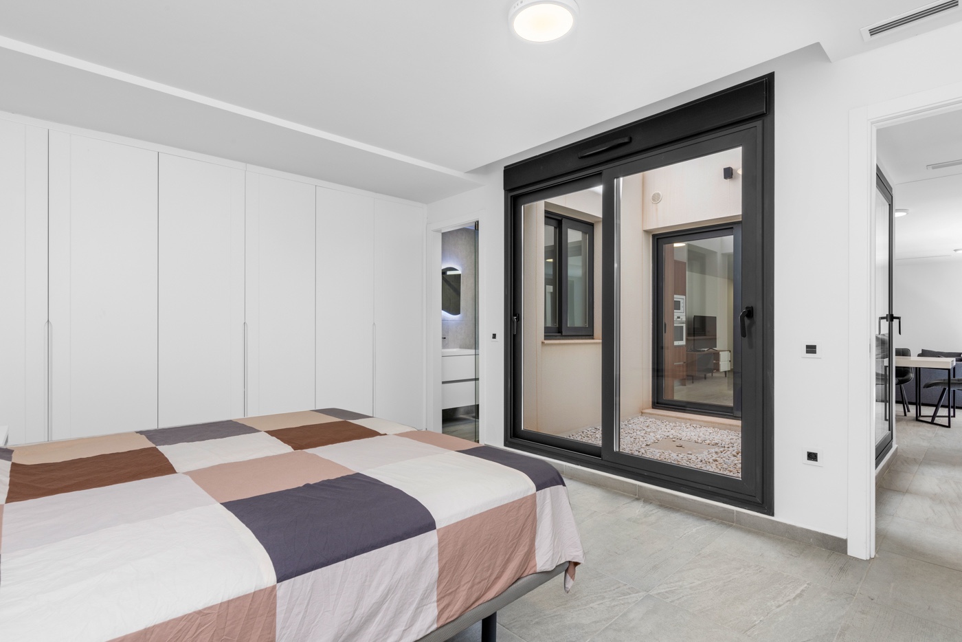 For sale - 5 Bedroom 4 Bathroom Villa in San Miguel de Salinas - Inland  - Alicante