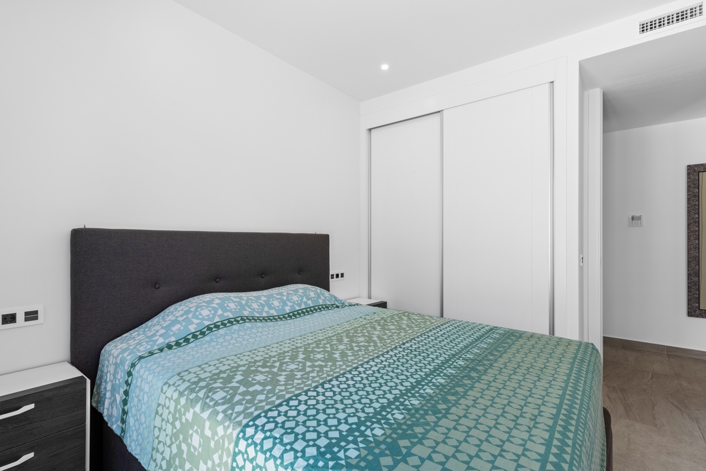 For sale - 5 Bedroom 4 Bathroom Villa in San Miguel de Salinas - Inland  - Alicante