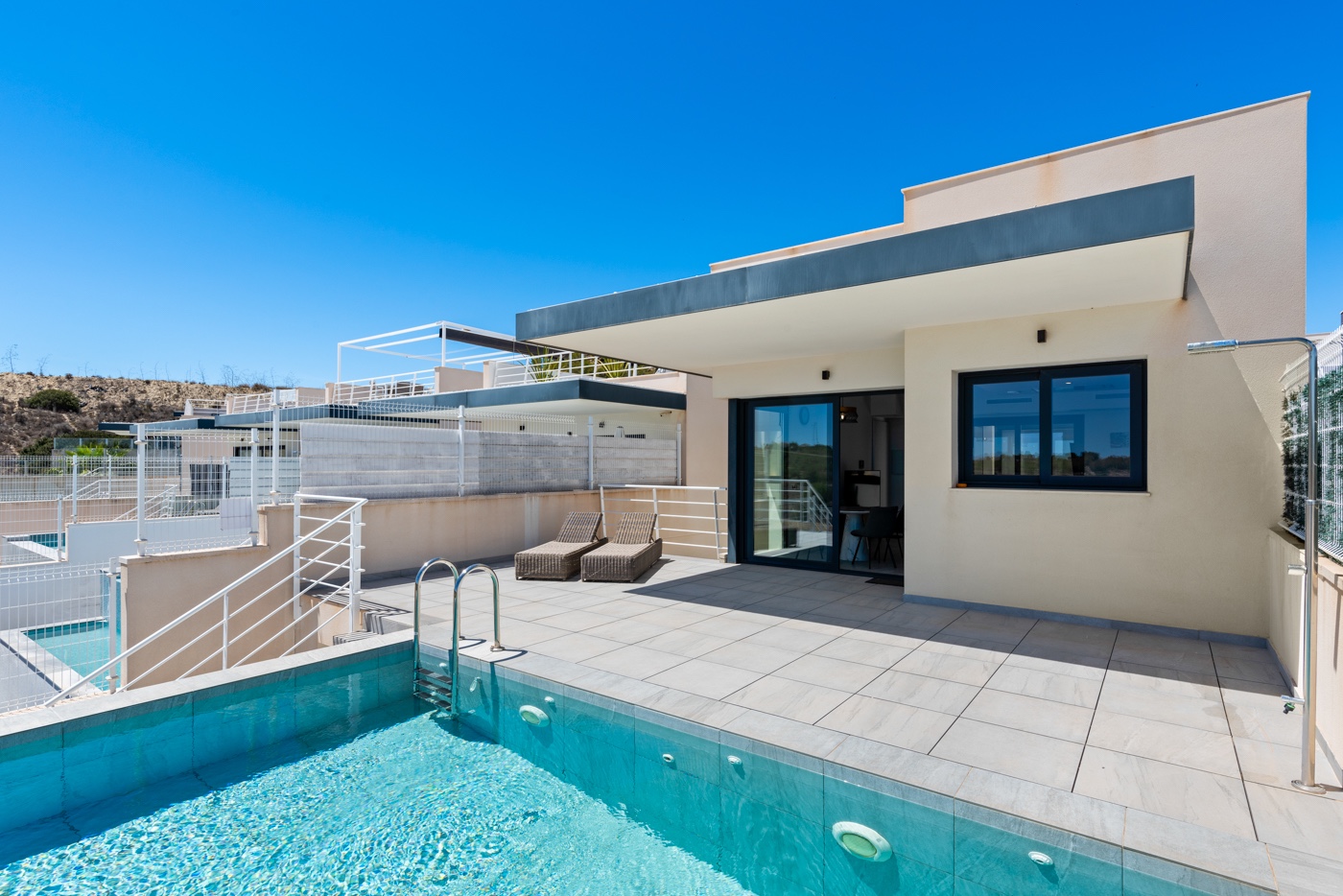 For sale - 5 Bedroom 4 Bathroom Villa in San Miguel de Salinas - Inland  - Alicante