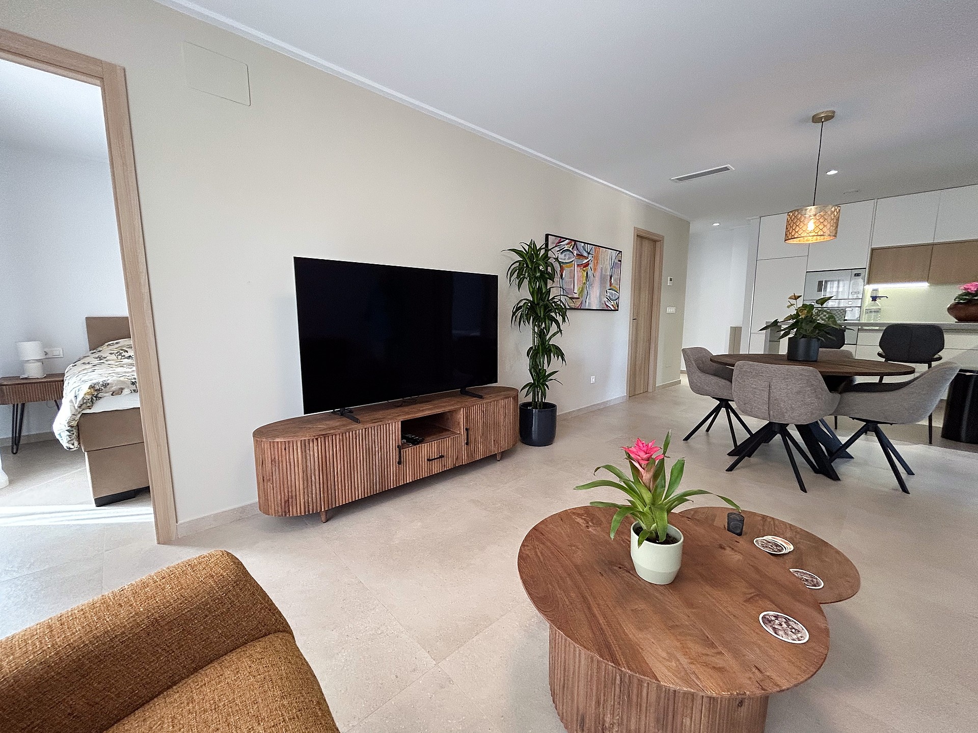 For sale - 3 Bedroom 2 Bathroom Apartment in El Raso - Costa Blanca  - Alicante