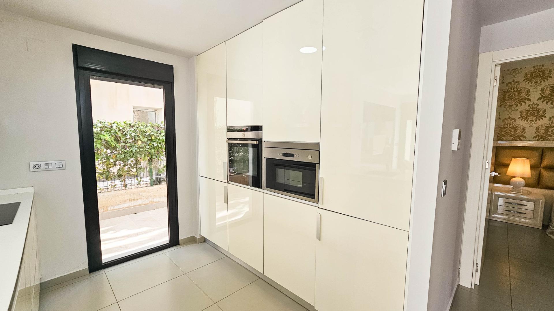 For sale - 3 Bedroom 2 Bathroom Villa in Rojales - Cuidad Quesada  - Alicante