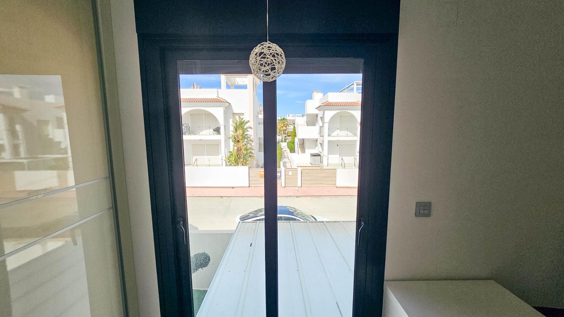 For sale - 3 Bedroom 2 Bathroom Villa in Rojales - Cuidad Quesada  - Alicante