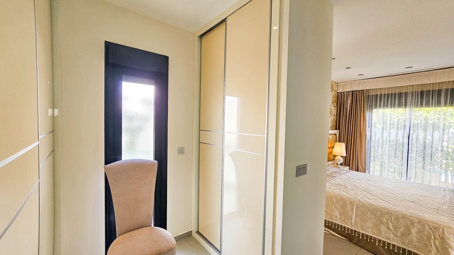 For sale - 3 Bedroom 2 Bathroom Villa in Rojales - Cuidad Quesada  - Alicante