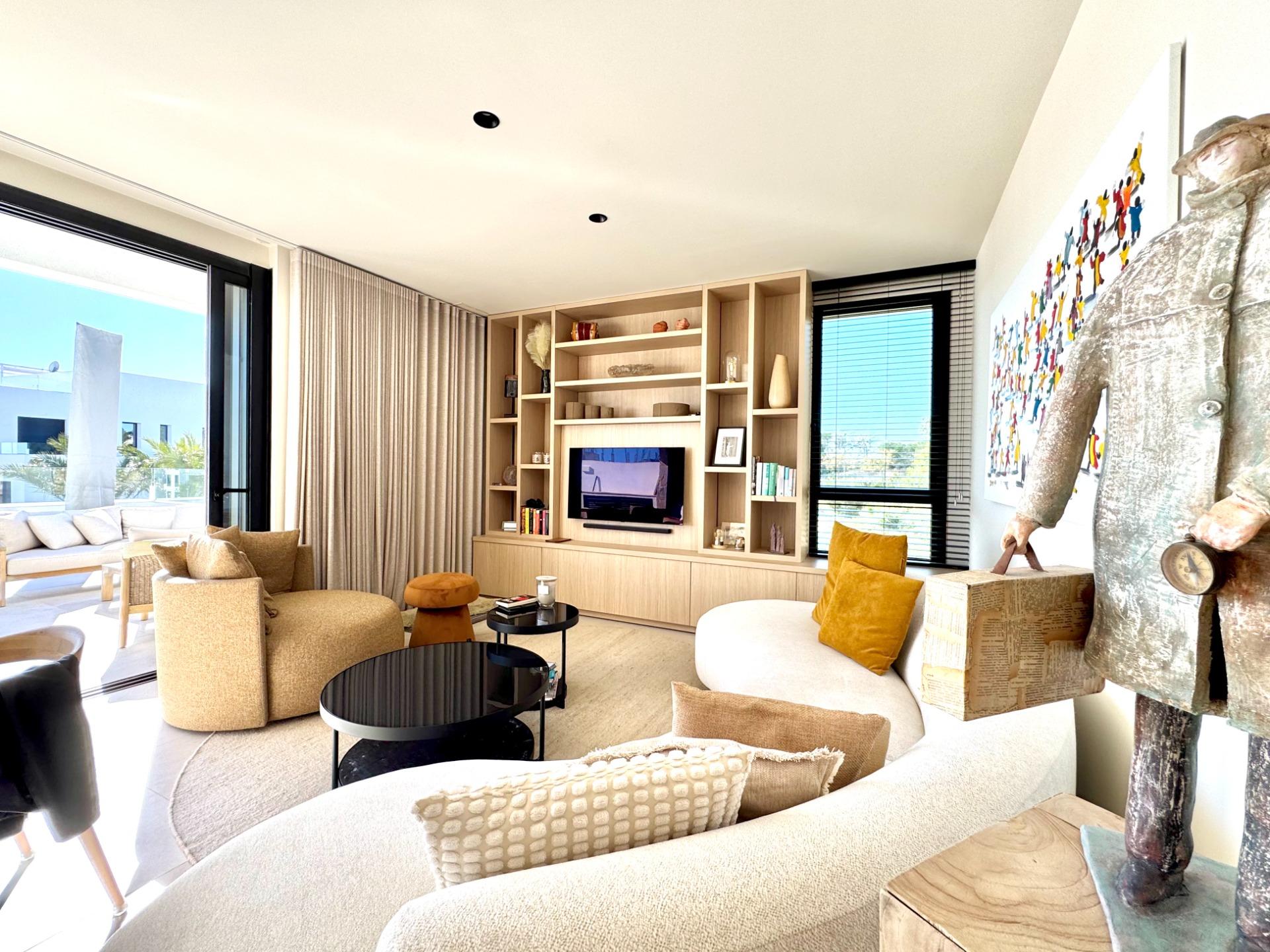 For sale - 3 Bedroom 2 Bathroom Apartment in Orihuela - Las Colinas Golf  - Alicante