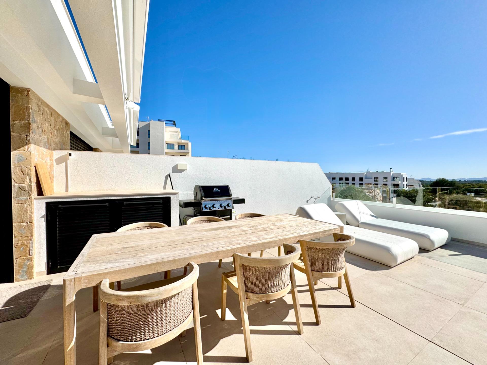 For sale - 3 Bedroom 2 Bathroom Apartment in Orihuela - Las Colinas Golf  - Alicante