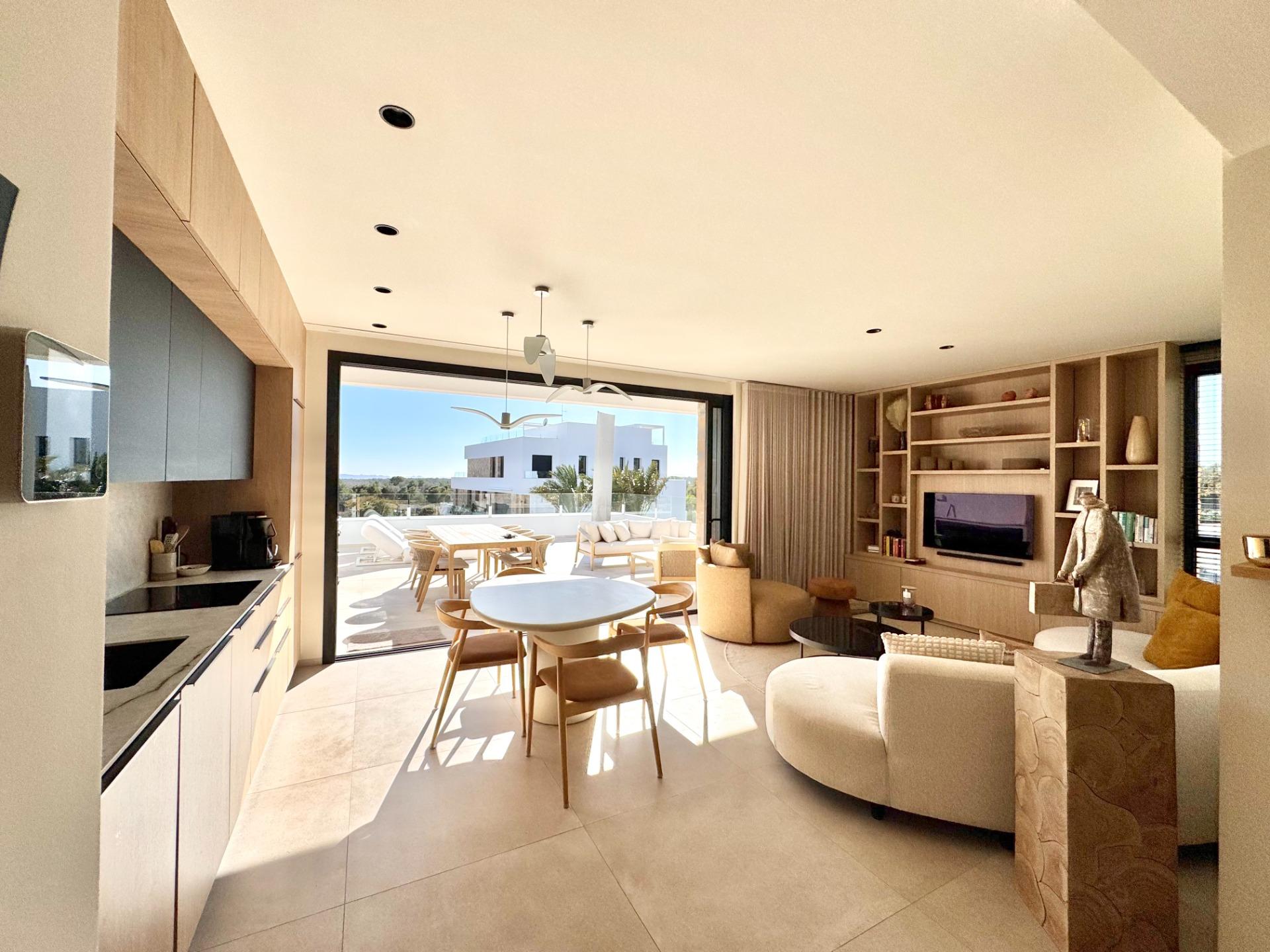 For sale - 3 Bedroom 2 Bathroom Apartment in Orihuela - Las Colinas Golf  - Alicante