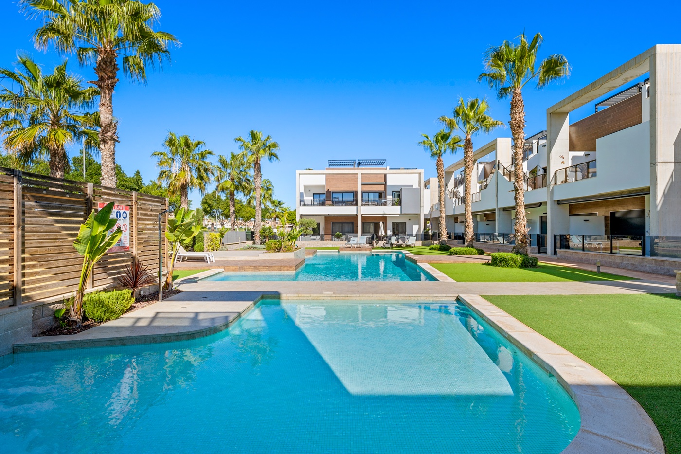 For sale - 2 Bedroom 2 Bathroom Apartment in Guardamar del Segura - Costa Blanca  - Alicante