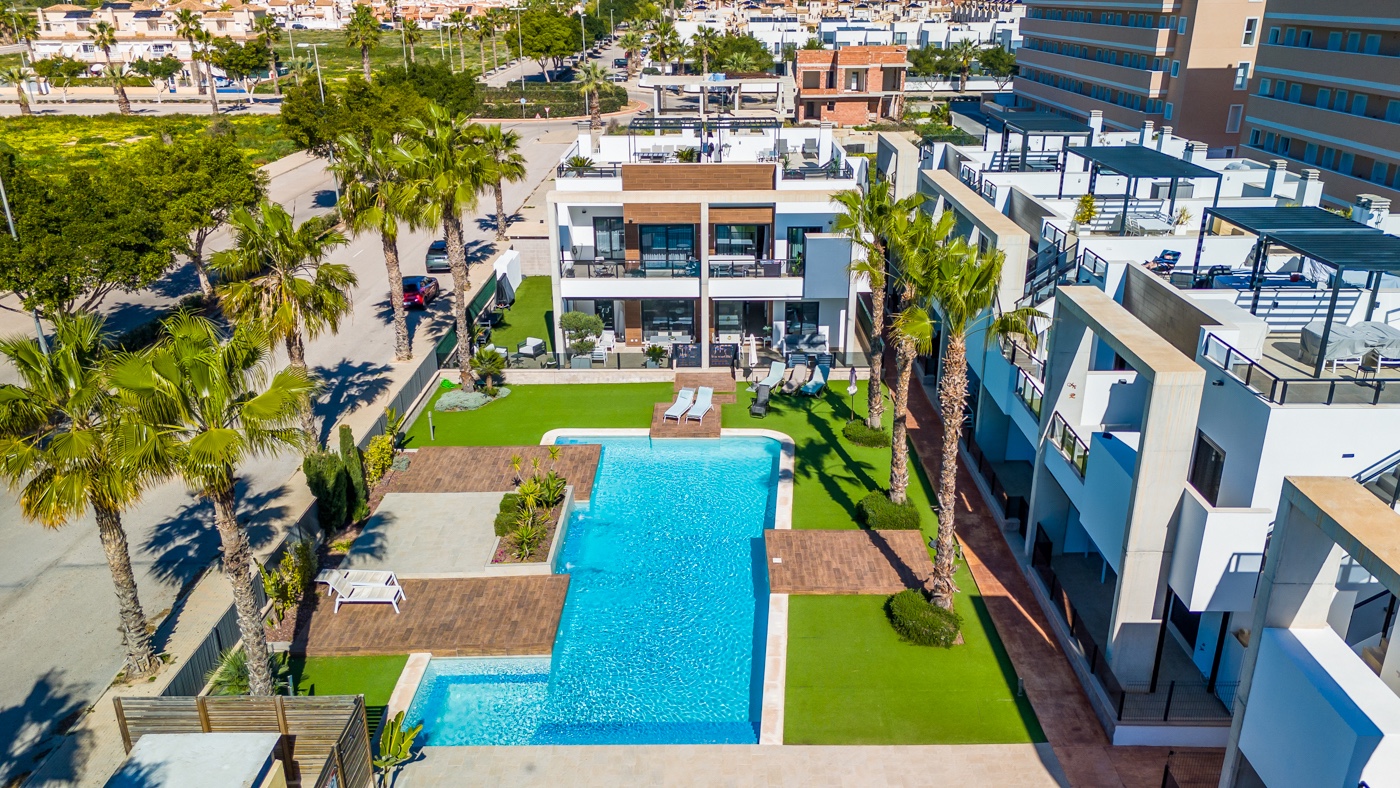 For sale - 2 Bedroom 2 Bathroom Apartment in Guardamar del Segura - Costa Blanca  - Alicante
