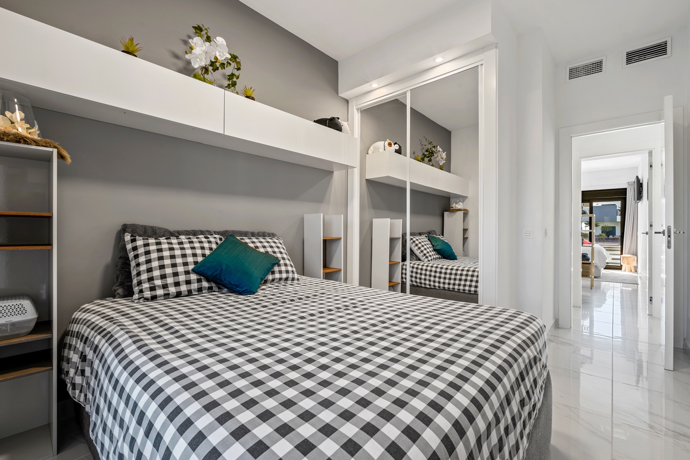 For sale - 2 Bedroom 2 Bathroom Apartment in Guardamar del Segura - Costa Blanca  - Alicante